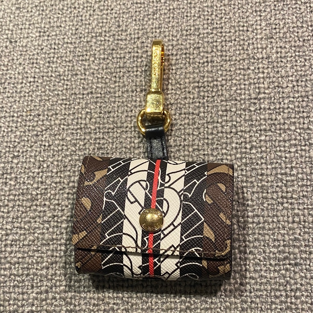 Burberry authentic Brown and Black Patterned EarPod holder EEUC